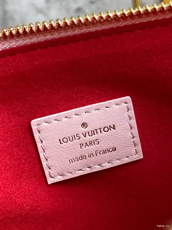 LOUIS VUITTON -COUSSIN LIMITED EDITION PM 0704